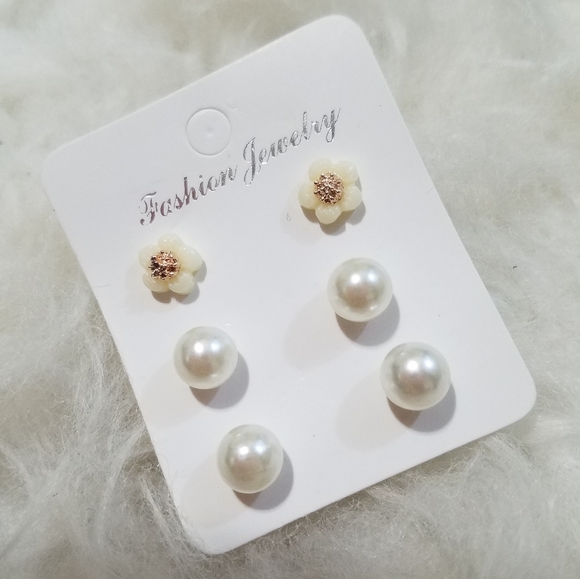 Adorable Earring Set - Picture 5 of 10